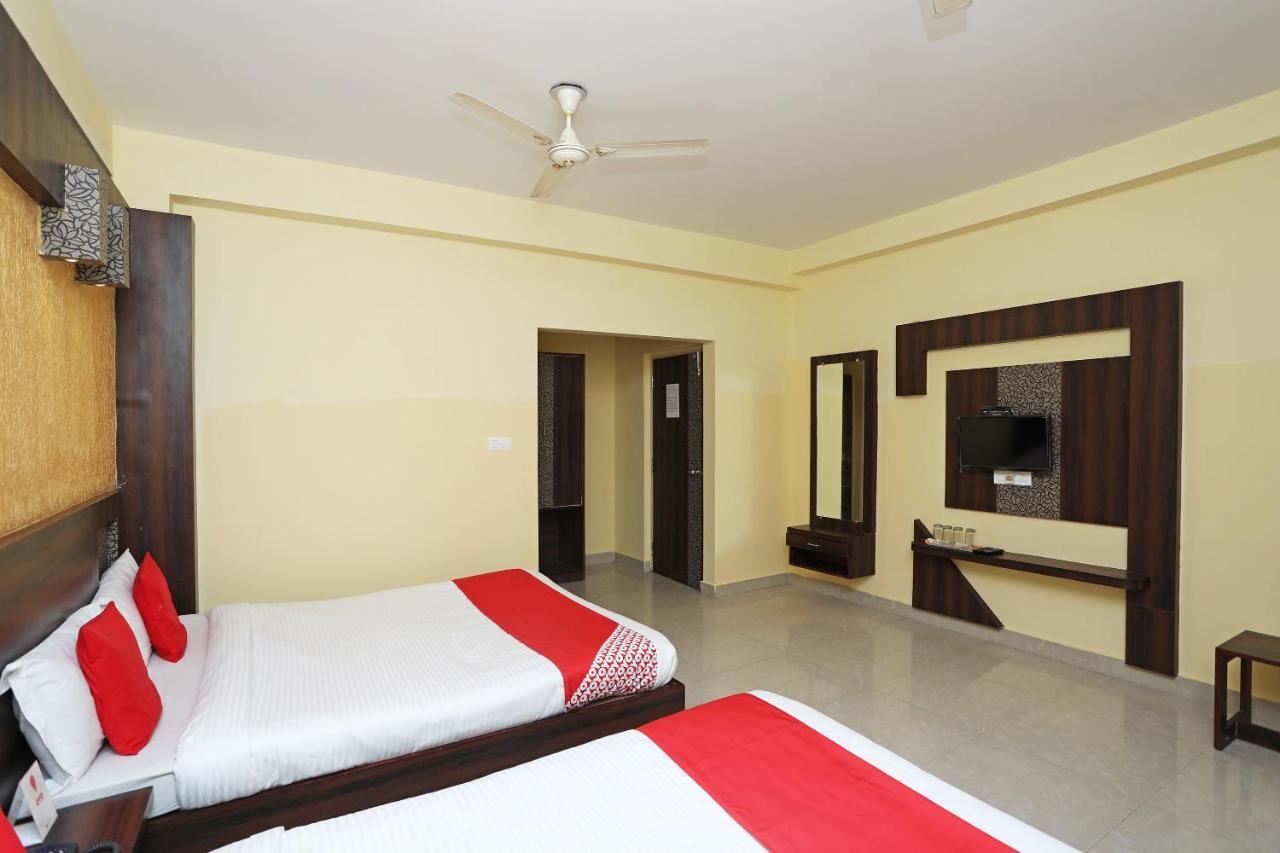 Oyo 15206 Hotel Sonar Gaon Puri Exterior foto